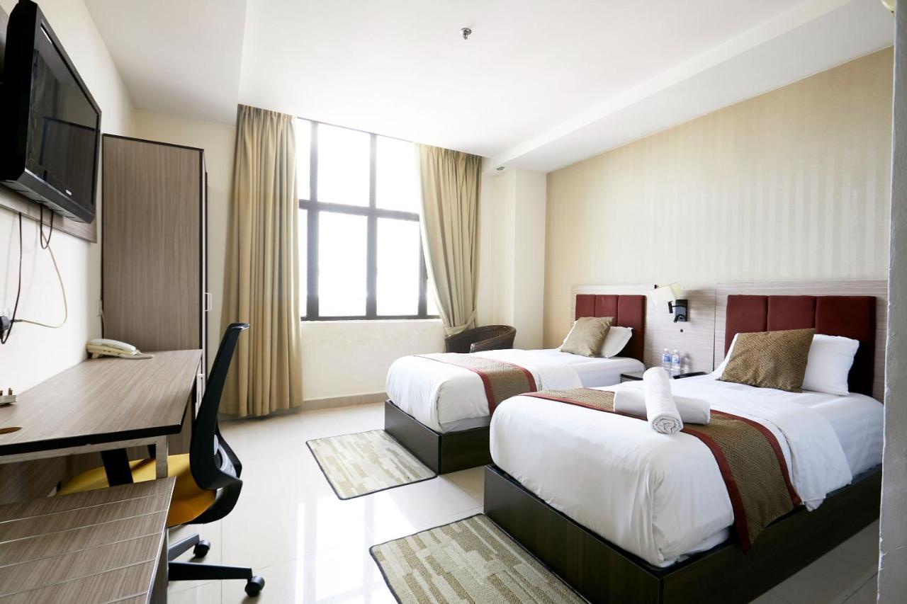 Dolphin Hotel, Chow Kit Kuala Lumpur Zewnętrze zdjęcie