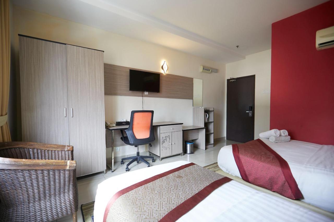 Dolphin Hotel, Chow Kit Kuala Lumpur Zewnętrze zdjęcie