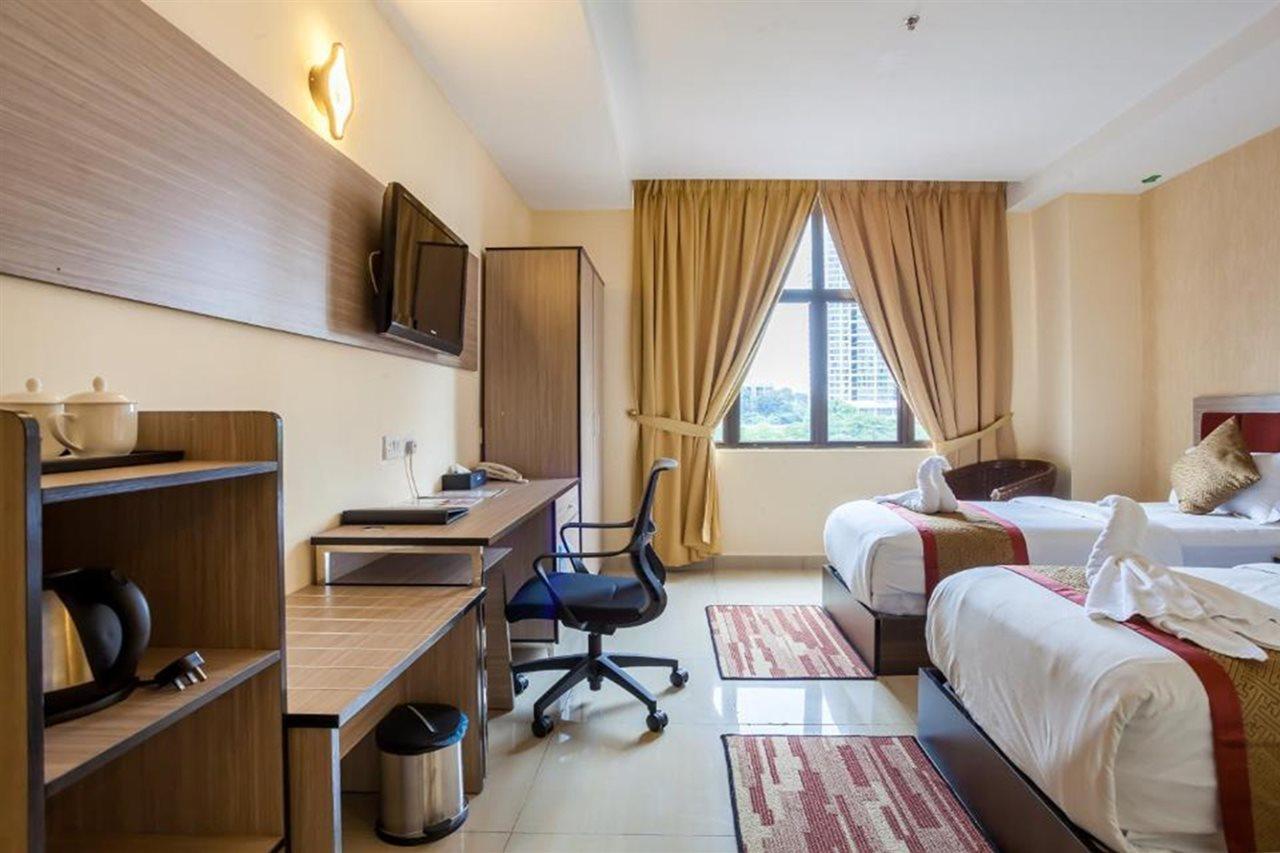 Dolphin Hotel, Chow Kit Kuala Lumpur Zewnętrze zdjęcie